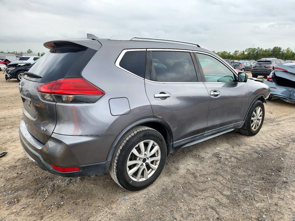 Photo 3 from auction – 2017 NISSAN ROGUE with VIN KNMAT2MT7HP513650