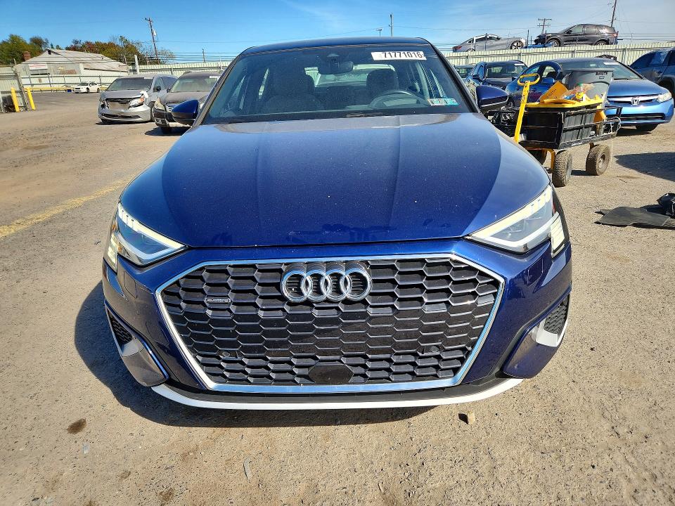 Foto 5 de la subasta – 2022 AUDI A3 con VIN WAUJUDGY3NA091906