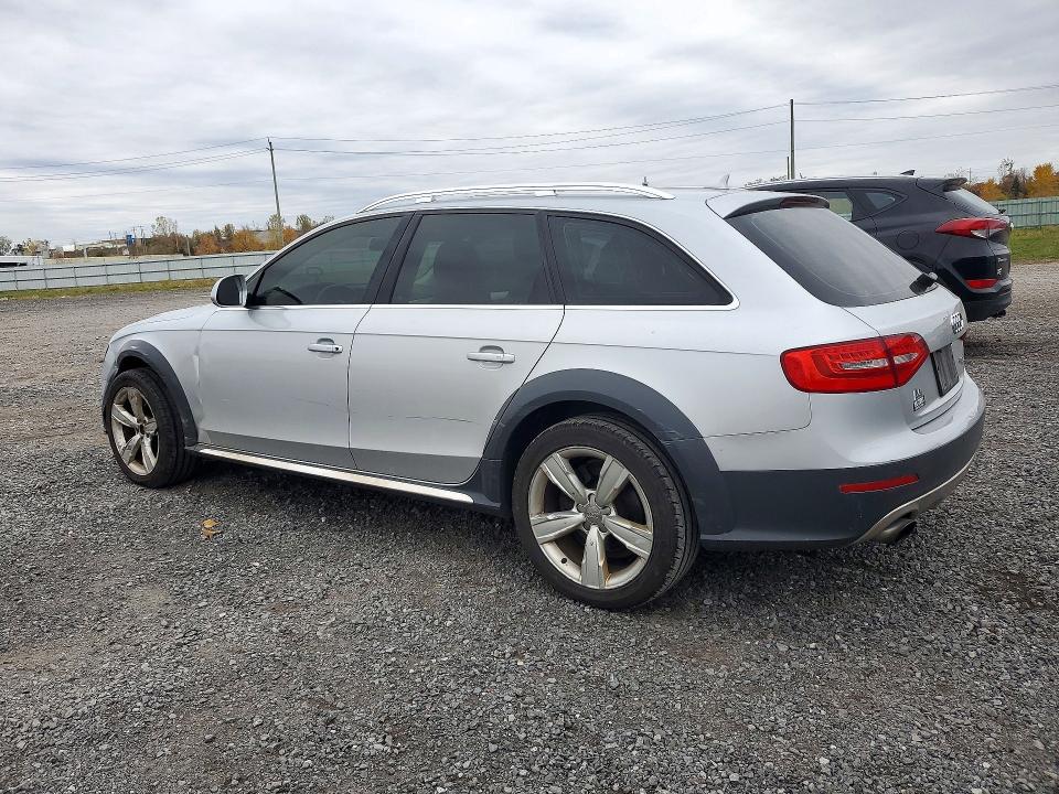 Снимка 2 от търг – 2014 AUDI A4 ALLROAD с VIN WA1UFCFL4EA070308