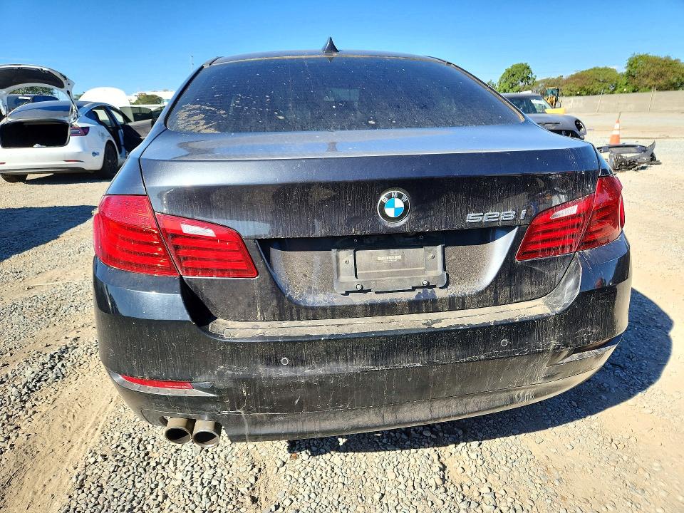 Photo 6 from auction – 2015 BMW 528 with VIN WBA5A5C55FD518546