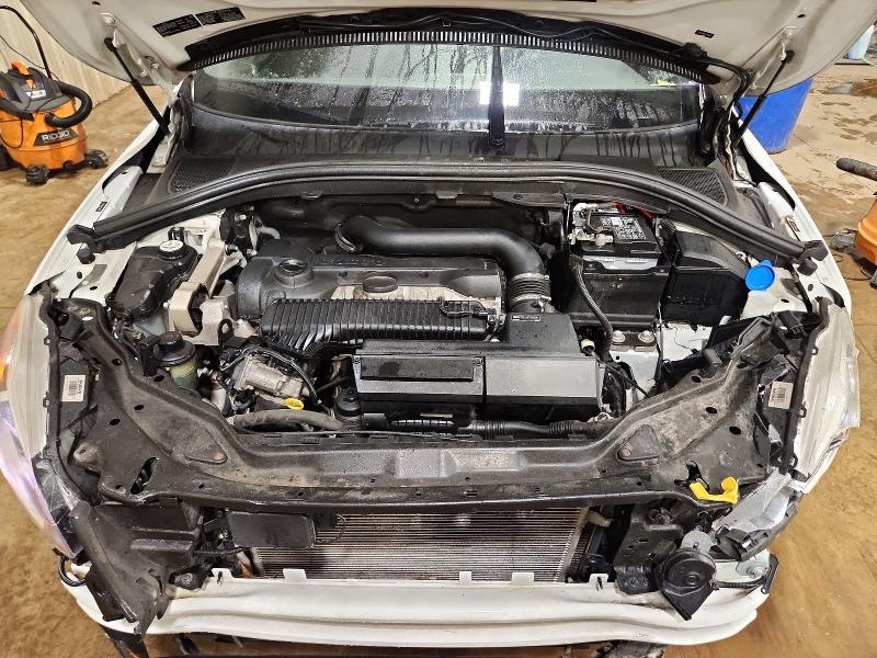 Фото 11 с аукциона – 2015 VOLVO XC60 с VIN YV4612RM0F2730803