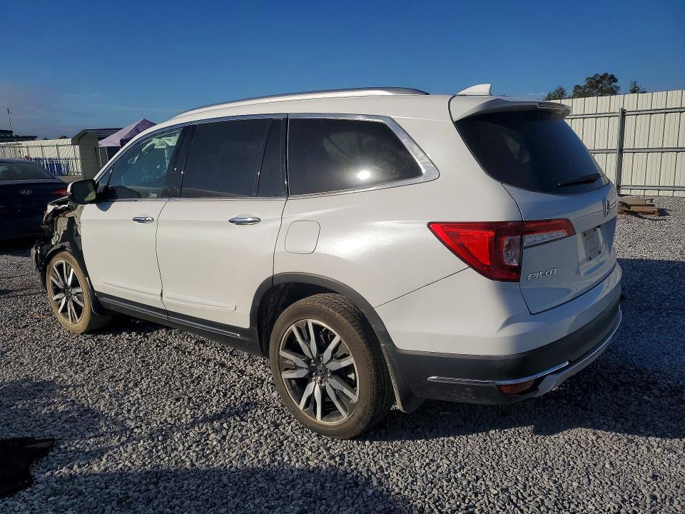 Снимка 2 от търг – 2021 HONDA PILOT с VIN 5FNYF6H05MB044155