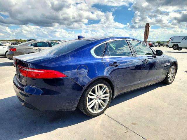 Фото 3 с аукциона – 2016 JAGUAR XF с VIN SAJBE4BV7GCY09984