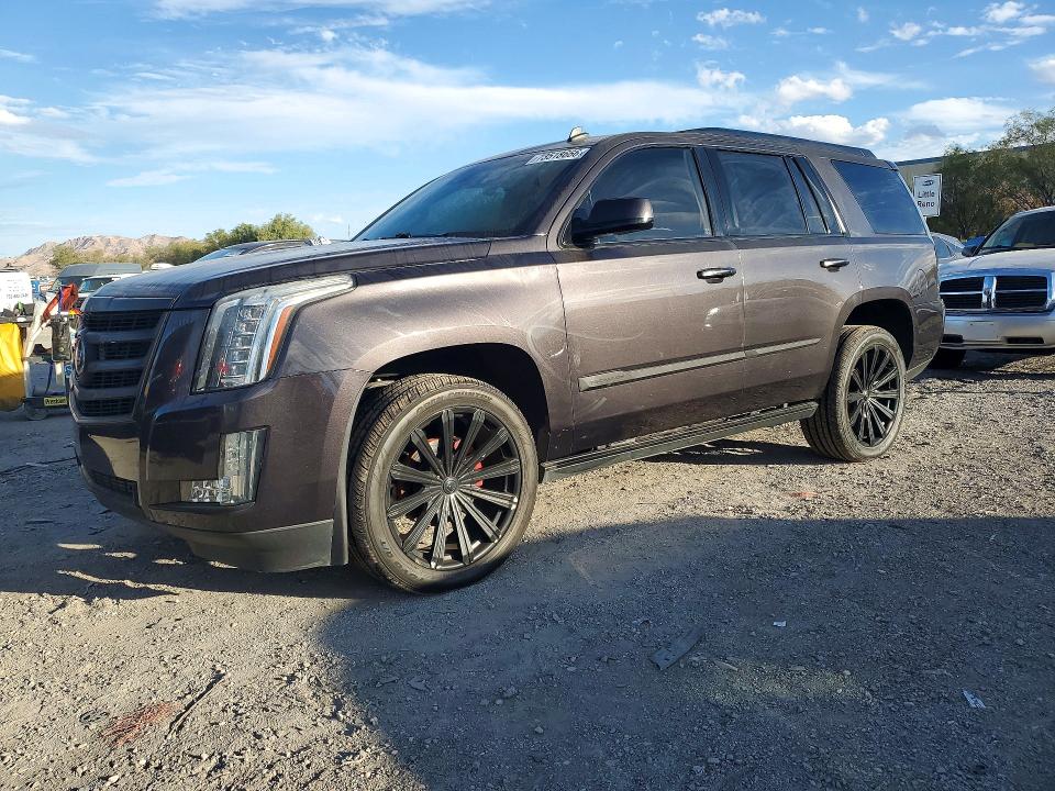 CADILLAC ESCALADE 2015 with VIN 1GYS4CKJ8FR157732 - Photo from auction