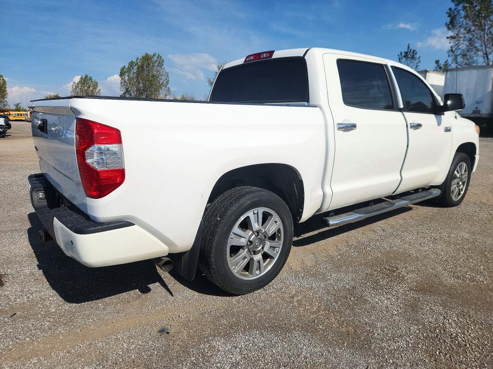 Снимка 3 от търг – 2016 TOYOTA TUNDRA с VIN 5TFAY5F14GX527857