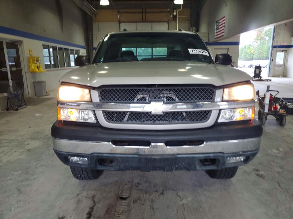 Снимка 5 от търг – 2004 CHEVROLET SILVERADO с VIN 1GCEK19T04E167826
