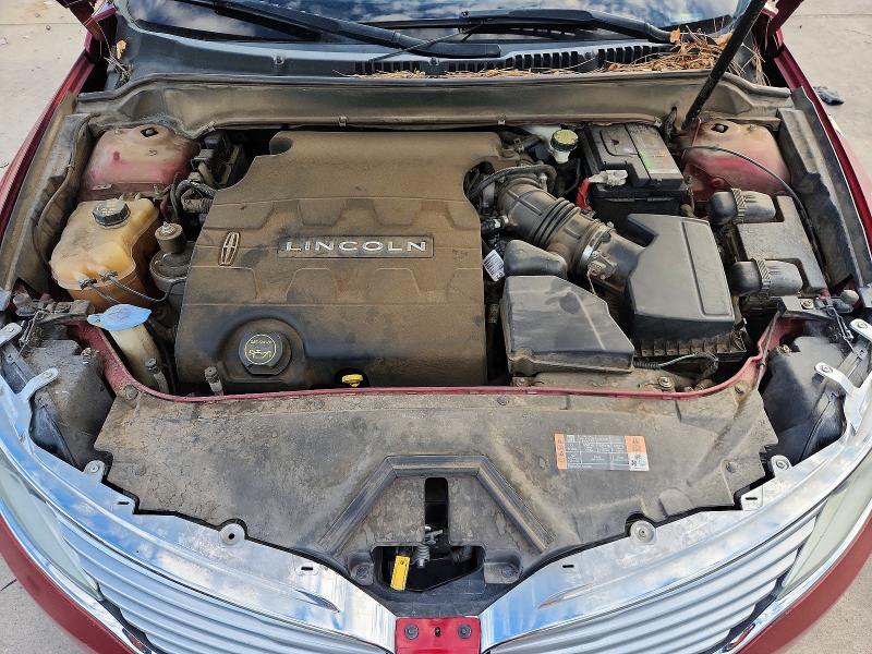 Снимка 11 от търг – 2014 LINCOLN MKZ с VIN 3LN6L2GK7ER827968