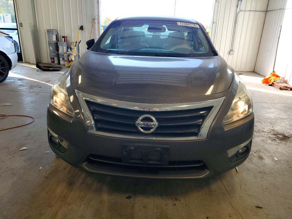 Снимка 5 от търг – 2015 NISSAN ALTIMA с VIN 1N4AL3AP4FC179181