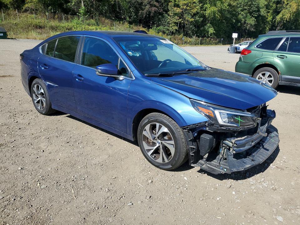 Photo 4 from auction – 2020 SUBARU LEGACY with VIN 4S3BWAC66L3006692