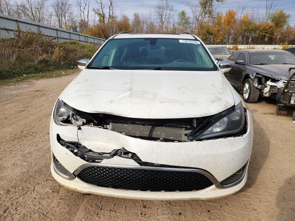 Снимка 5 от търг – 2019 CHRYSLER PACIFICA с VIN 2C4RC1GG7KR639802