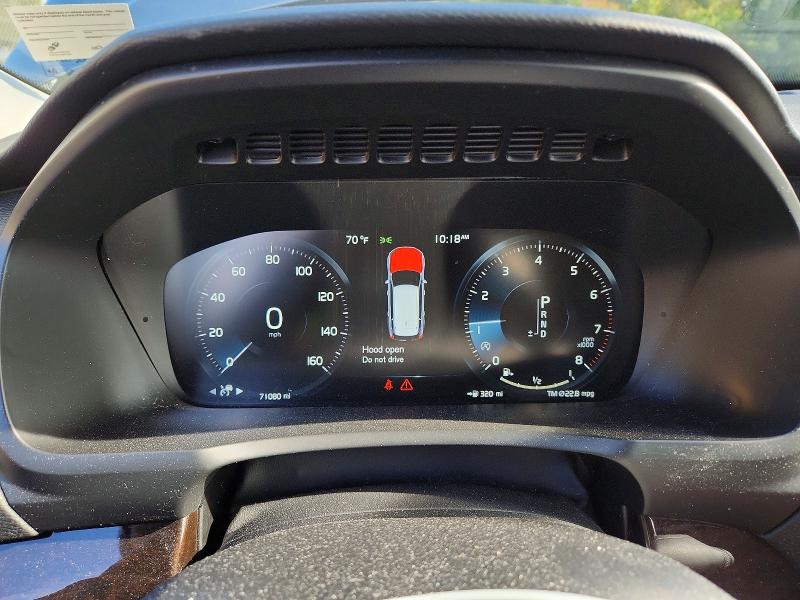Photo 9 from auction – 2017 VOLVO XC90 with VIN YV4A22PK7H1110029