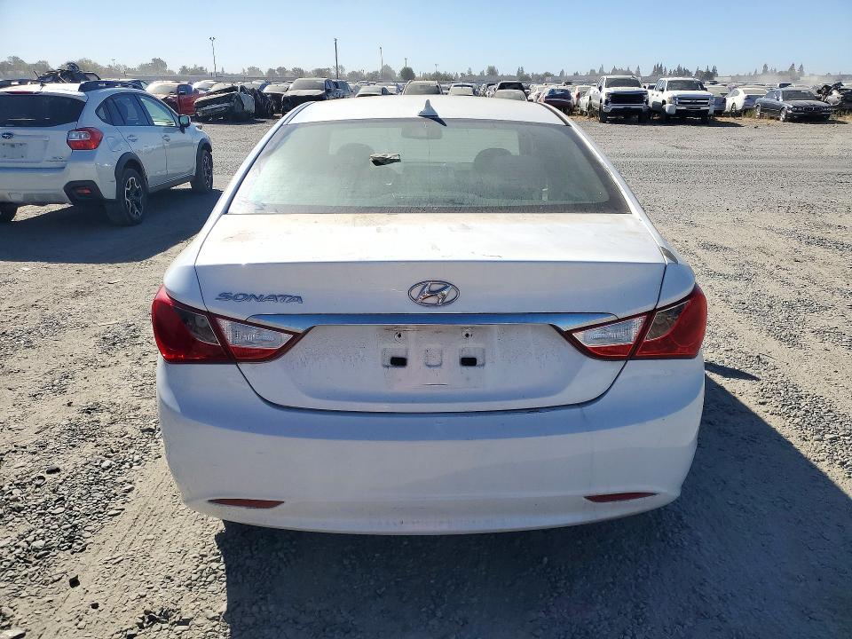 Photo 6 from auction – 2013 HYUNDAI SONATA with VIN 5NPEB4AC9DH734712