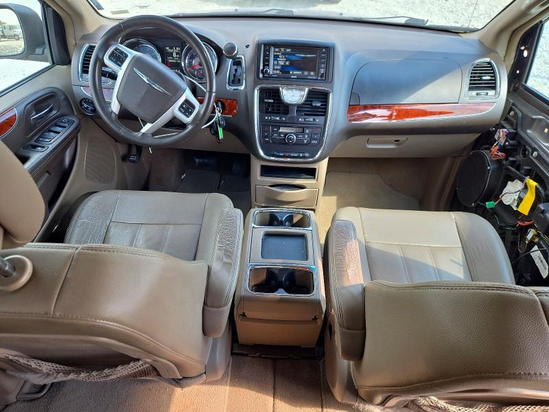 Снимка 8 от търг – 2016 CHRYSLER TOWN & COUNTRY с VIN 2C4RC1BG6GR298214