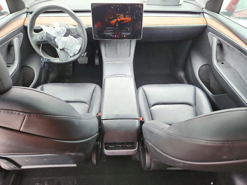 Снимка 8 от търг – 2024 TESLA MODEL Y с VIN 7SAYGAEE8RF005683