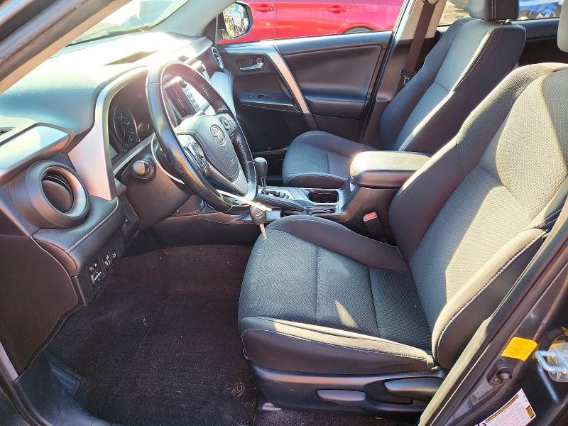 Photo 7 from auction – 2017 TOYOTA RAV4 with VIN JTMRFREV2HD202860