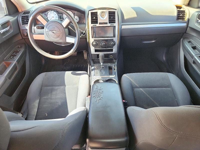 Фото 8 с аукциона – 2010 CHRYSLER 300 с VIN 2C3CA4CD6AH211298