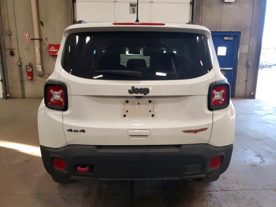 Photo 6 from auction – 2020 JEEP RENEGADE with VIN ZACNJBC19LPL32260