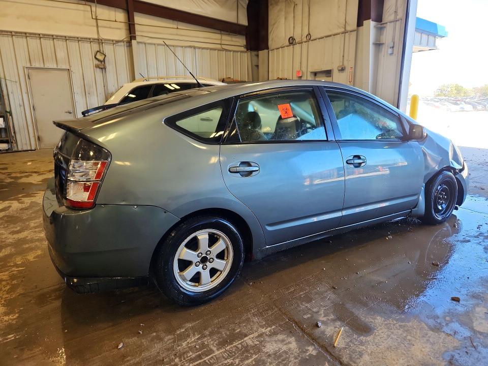 Photo 3 from auction – 2005 TOYOTA PRIUS with VIN JTDKB20U053119271