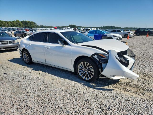 Foto 4 de la subasta – 2024 LEXUS ES 300H con VIN 58AFA1C15RU048332
