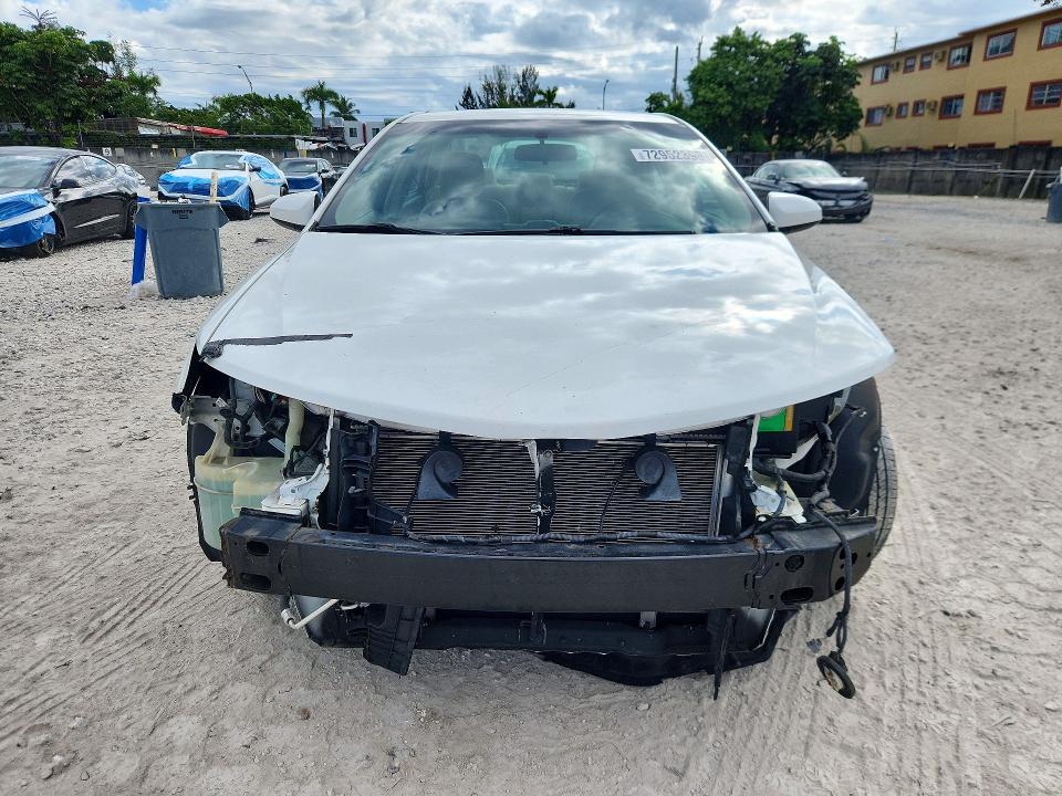 Снимка 5 от търг – 2014 TOYOTA CAMRY с VIN 4T4BF1FK5ER414513