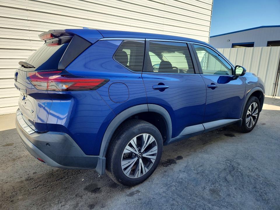 Photo 3 from auction – 2022 NISSAN ROGUE with VIN 5N1BT3BA3NC677603
