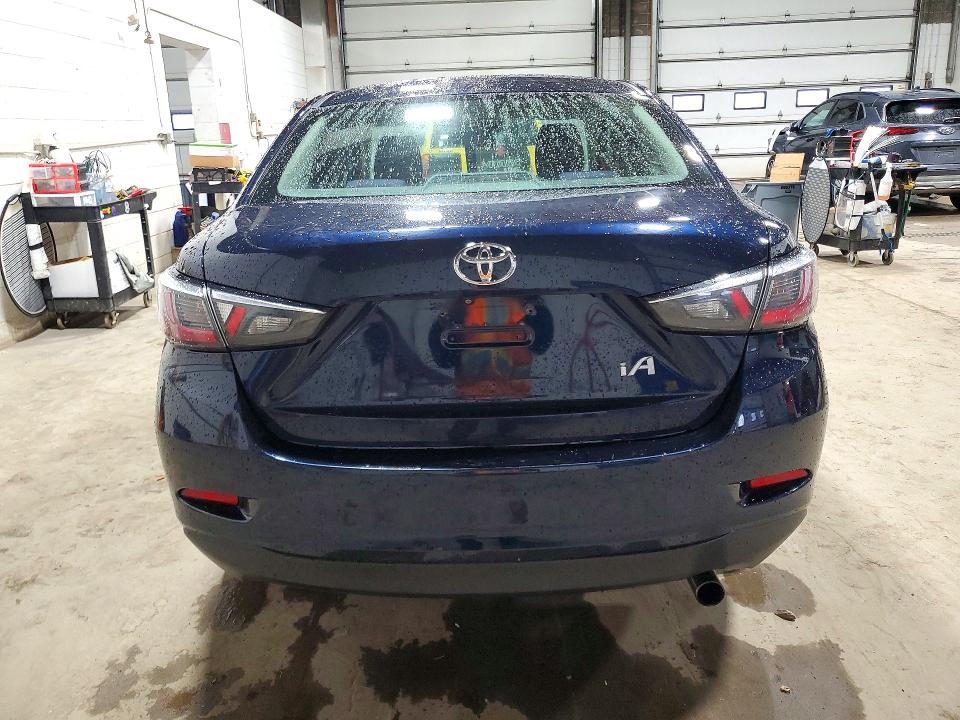 Снимка 6 от търг – 2017 TOYOTA YARIS IA с VIN 3MYDLBYV0HY175341