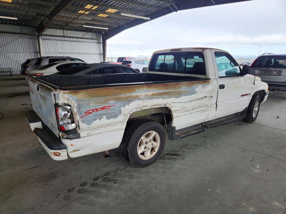 Photo 3 from auction – 1998 DODGE RAM 1500 with VIN 3B7HC16Y3WM202141
