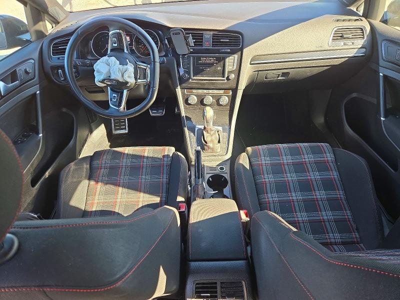 Снимка 8 от търг – 2017 VOLKSWAGEN GTI с VIN 3VW4T7AU1HM016135
