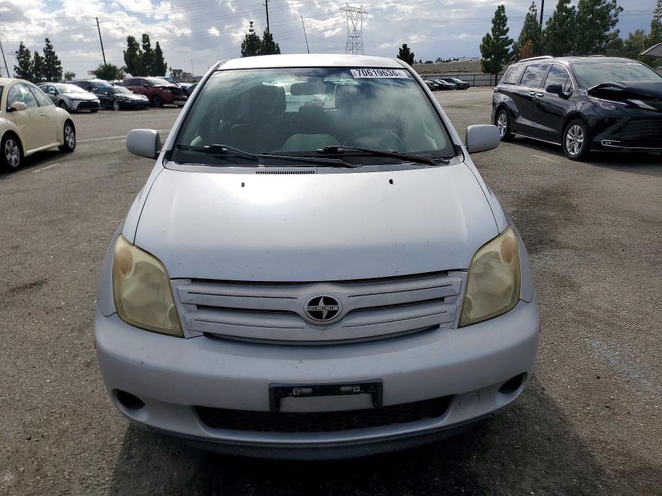 Photo 5 from auction – 2005 SCION XA with VIN JTKKT624550089146