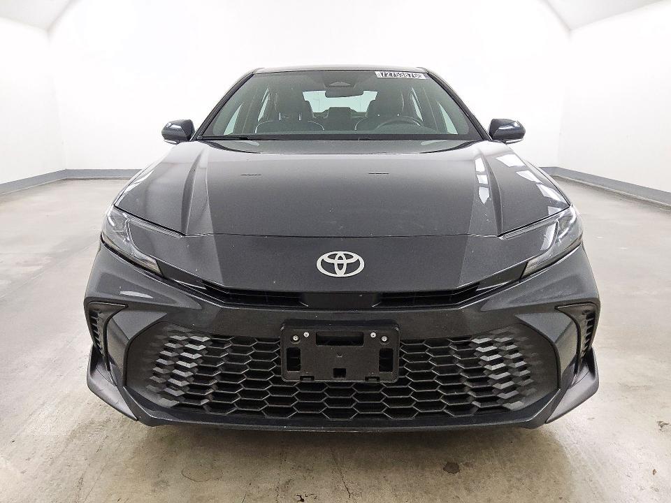 Photo 5 from auction – 2026 TOYOTA CAMRY with VIN 4T1DAACK9TU220571