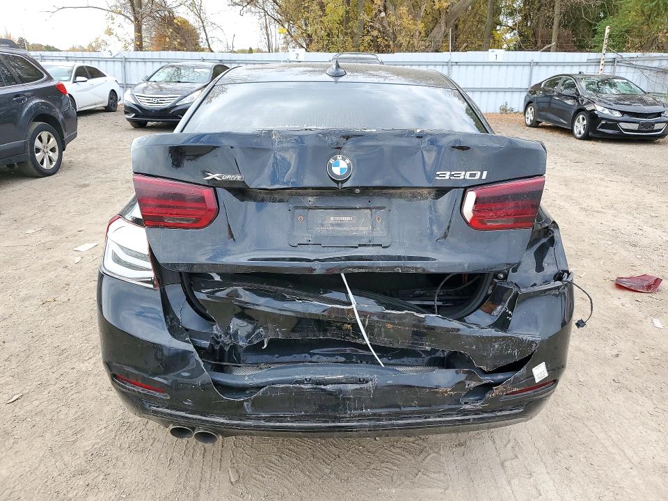 Снимка 6 от търг – 2018 BMW 330 с VIN WBA8D9C54JA614481