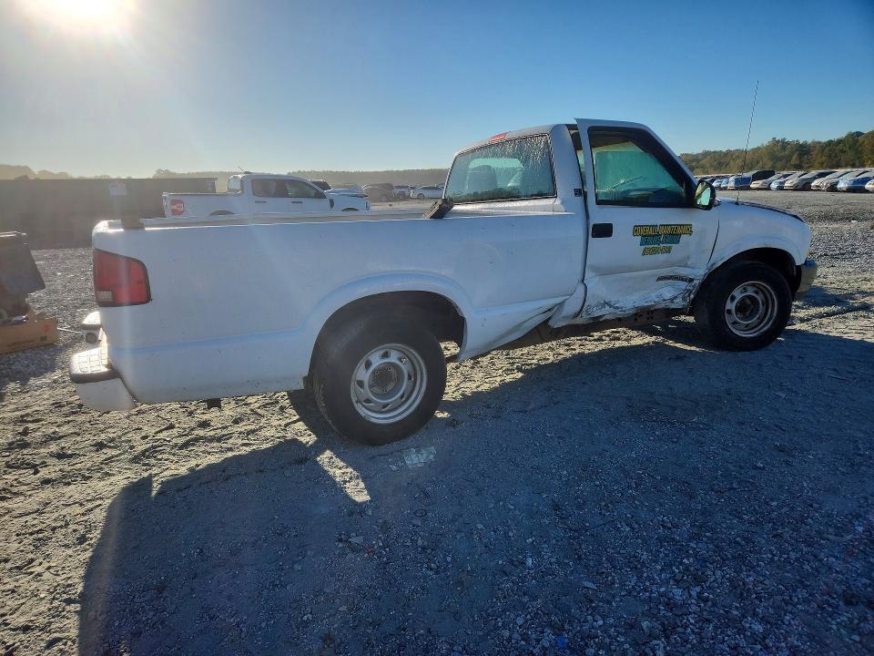 Снимка 3 от търг – 1998 GMC SONOMA с VIN 1GTCS14X1WK503800