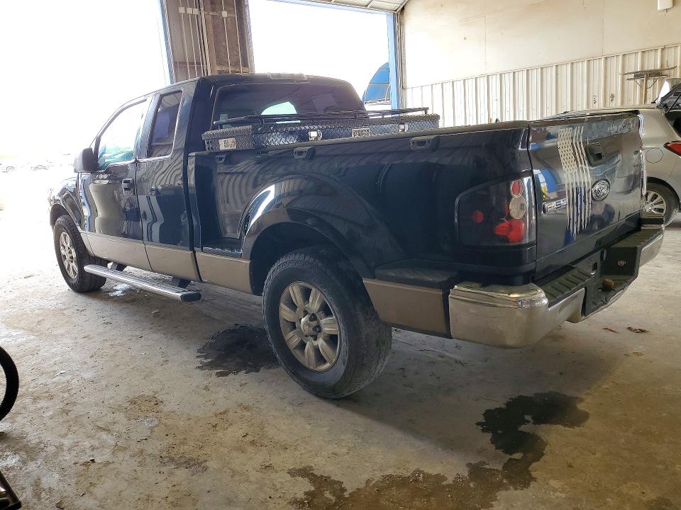 Снимка 2 от търг – 2005 FORD F150 с VIN 1FTRX02W35KF11668