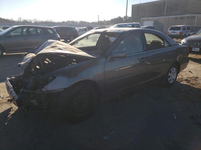 TOYOTA CAMRY LE 2004 with VIN 4T1BE32K54U904981 - Photo from auction