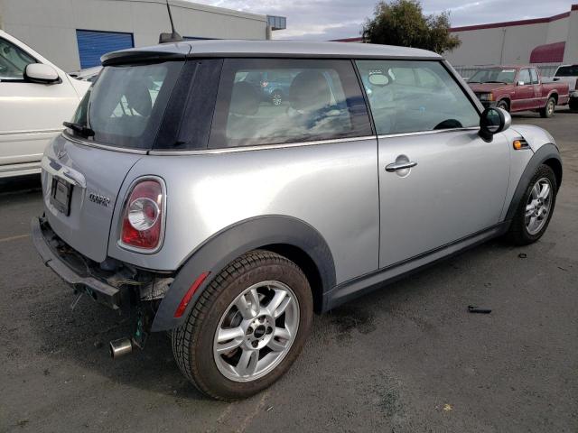 Photo 3 from auction – 2011 MINI COOPER with VIN WMWSU3C57BT093913