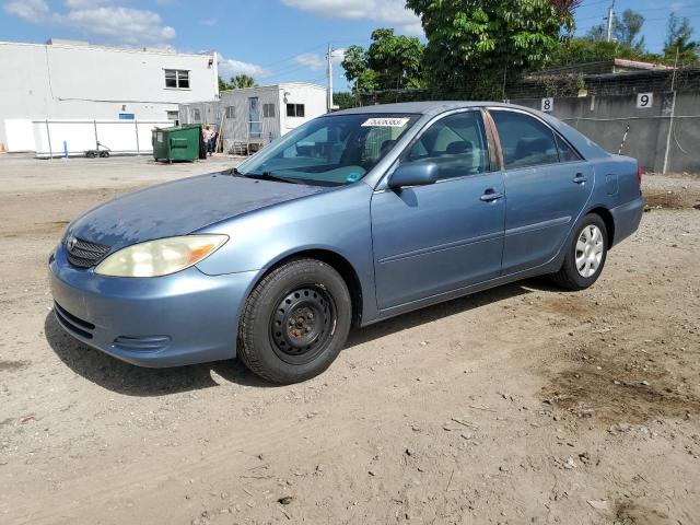 TOYOTA CAMRY LE 2002 with VIN 4T1BE32KX2U501530 - Photo from auction