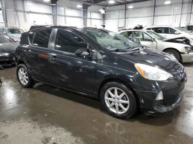 Photo 4 from auction – 2012 TOYOTA PRIUS C with VIN JTDKDTB37C1018662