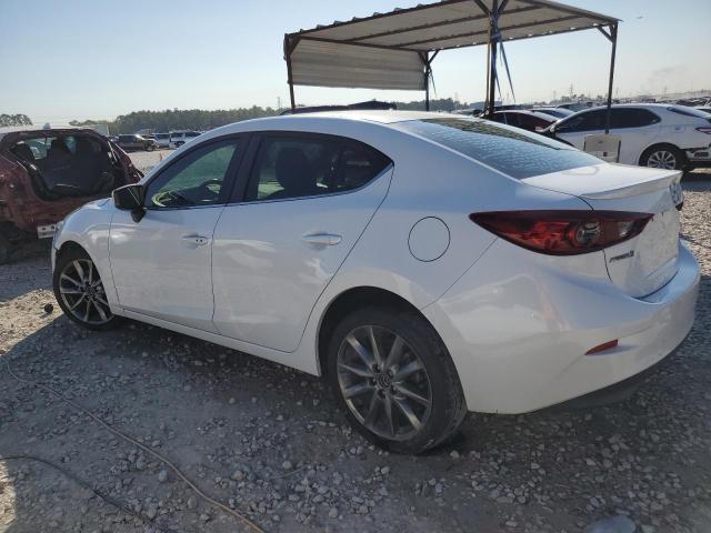 Photo 2 from auction – 2018 MAZDA 3 TOURING with VIN 3MZBN1V32JM215717