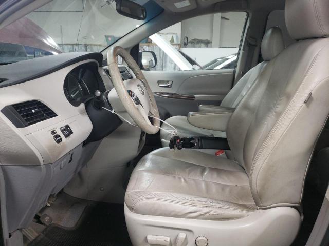 Photo 7 from auction – 2011 TOYOTA SIENNA XLE with VIN 5TDYK3DC2BS033827