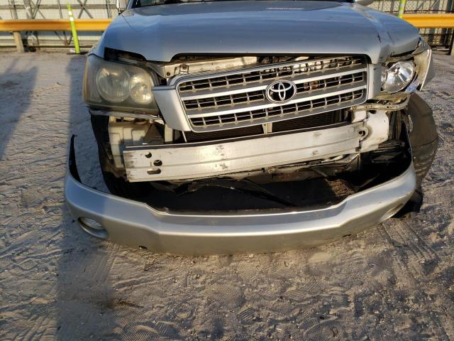 Photo 12 from auction – 2003 TOYOTA HIGHLANDER with VIN JTEGF21A130090436