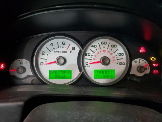 Photo 9 from auction – 2007 FORD ESCAPE LIM with VIN 1FMYU04197KB35272