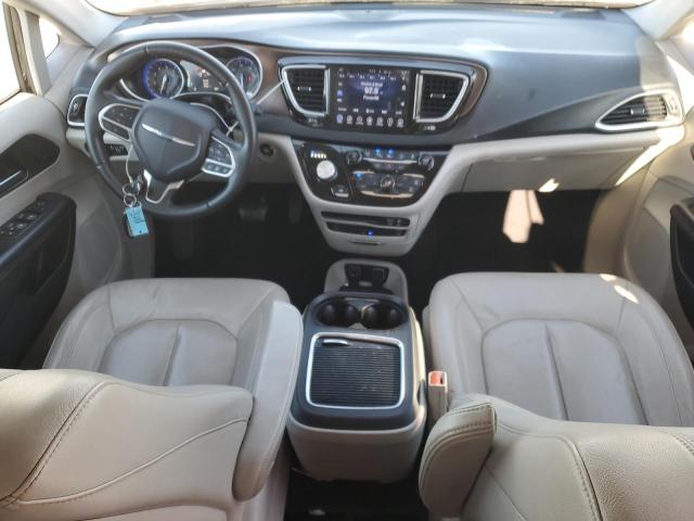 Photo 8 from auction – 2017 CHRYSLER PACIFICA with VIN 2C4RC1EG5HR752675
