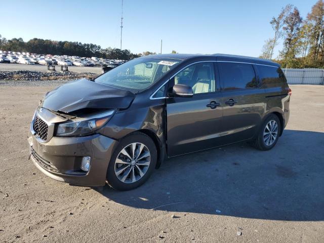 KIA SEDONA EX 2017 with VIN KNDMC5C1XH6326455 - Photo from auction