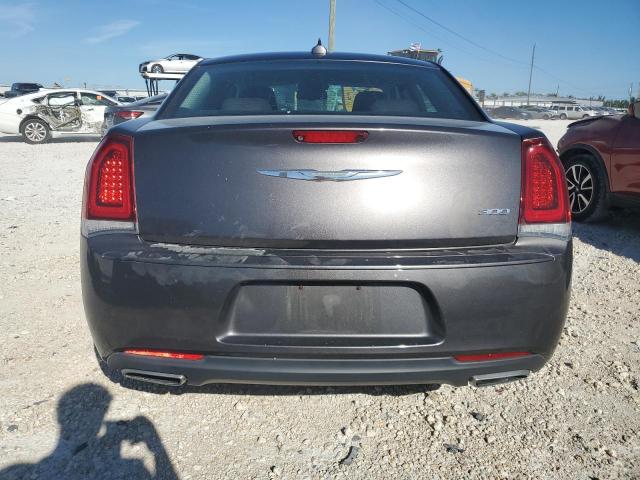 Photo 6 from auction – 2018 CHRYSLER 300 TOURIN with VIN 2C3CCAAG2JH190309