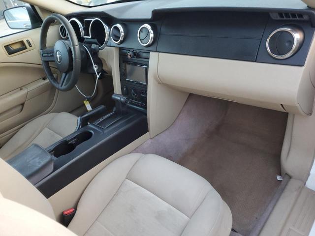 Photo 8 from auction – 2005 FORD MUSTANG with VIN 1ZVFT80N555113221