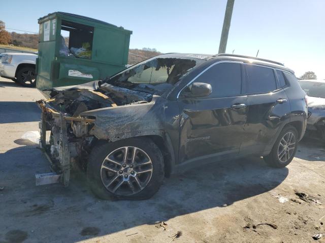 JEEP COMPASS LA 2019 with VIN 3C4NJCBB5KT843734 - Photo from auction