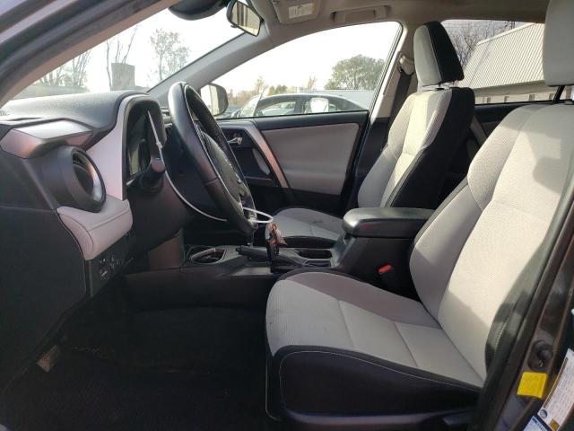 Photo 7 from auction – 2017 TOYOTA RAV4 XLE with VIN JTMRFREV2HD217729