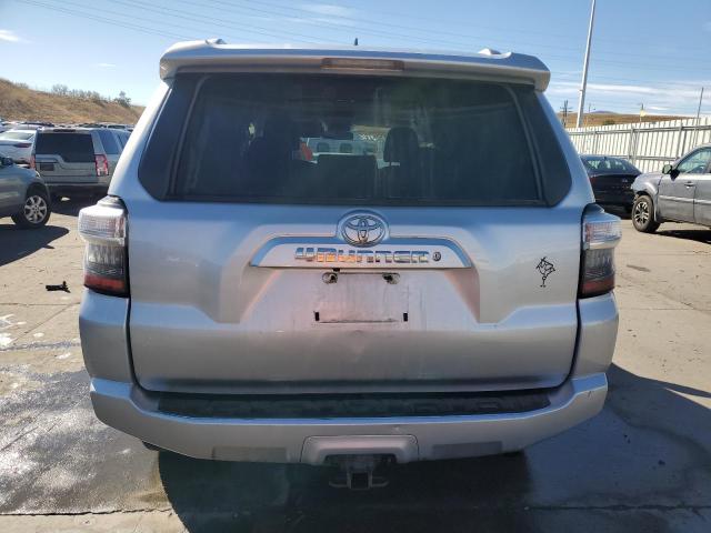 Photo 6 from auction – 2018 TOYOTA 4RUNNER SR with VIN JTEBU5JR8J5483597