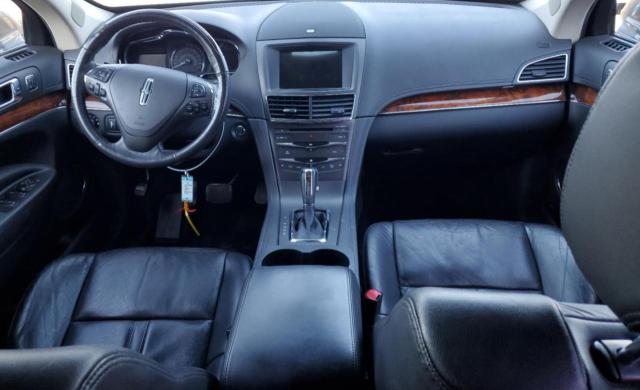 Photo 8 from auction – 2016 LINCOLN MKT with VIN 2LMHJ5AT3GBL02042