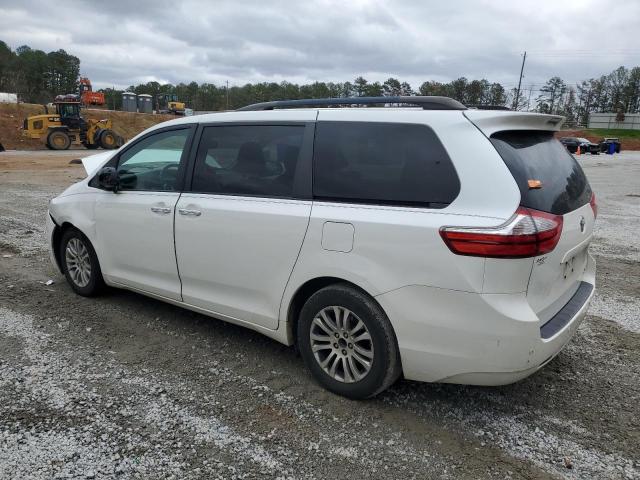 Photo 2 from auction – 2015 TOYOTA SIENNA XLE with VIN 5TDYK3DC8FS671408